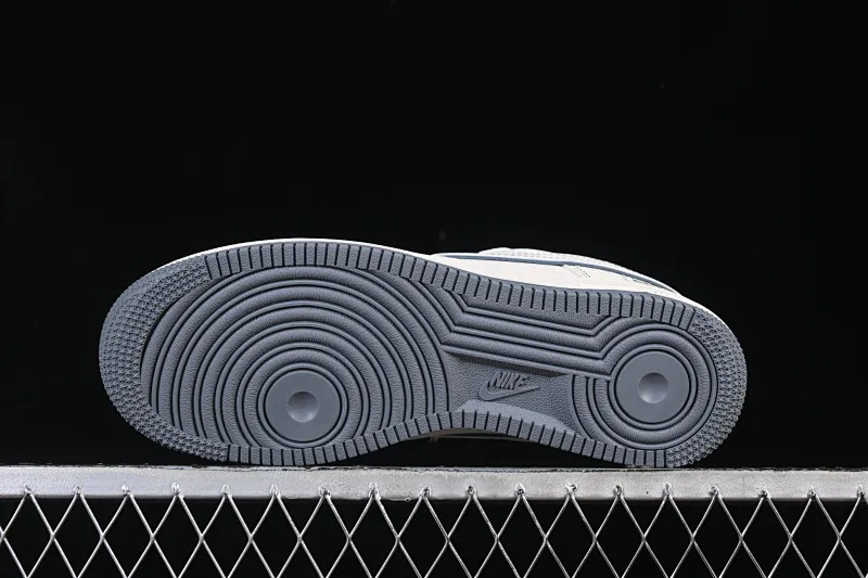 All Categories Nk Air Force 1 Air Force Series Nk Air Force 1 Low Air Force Low Nike Air Force 1'07 Low Rice Dark Gray Bugs Bunny Air Force One Low Casual Shoes JP8028-014
